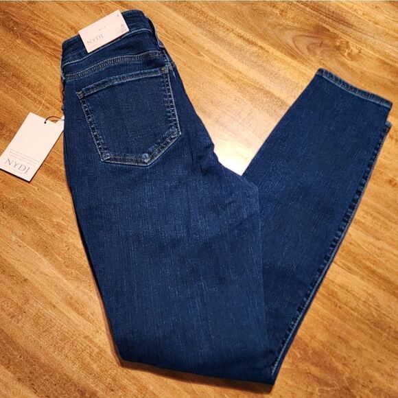 NWT NYDJ Ami Skinny Quinn Jeans Size 4 - Picture 1 of 5